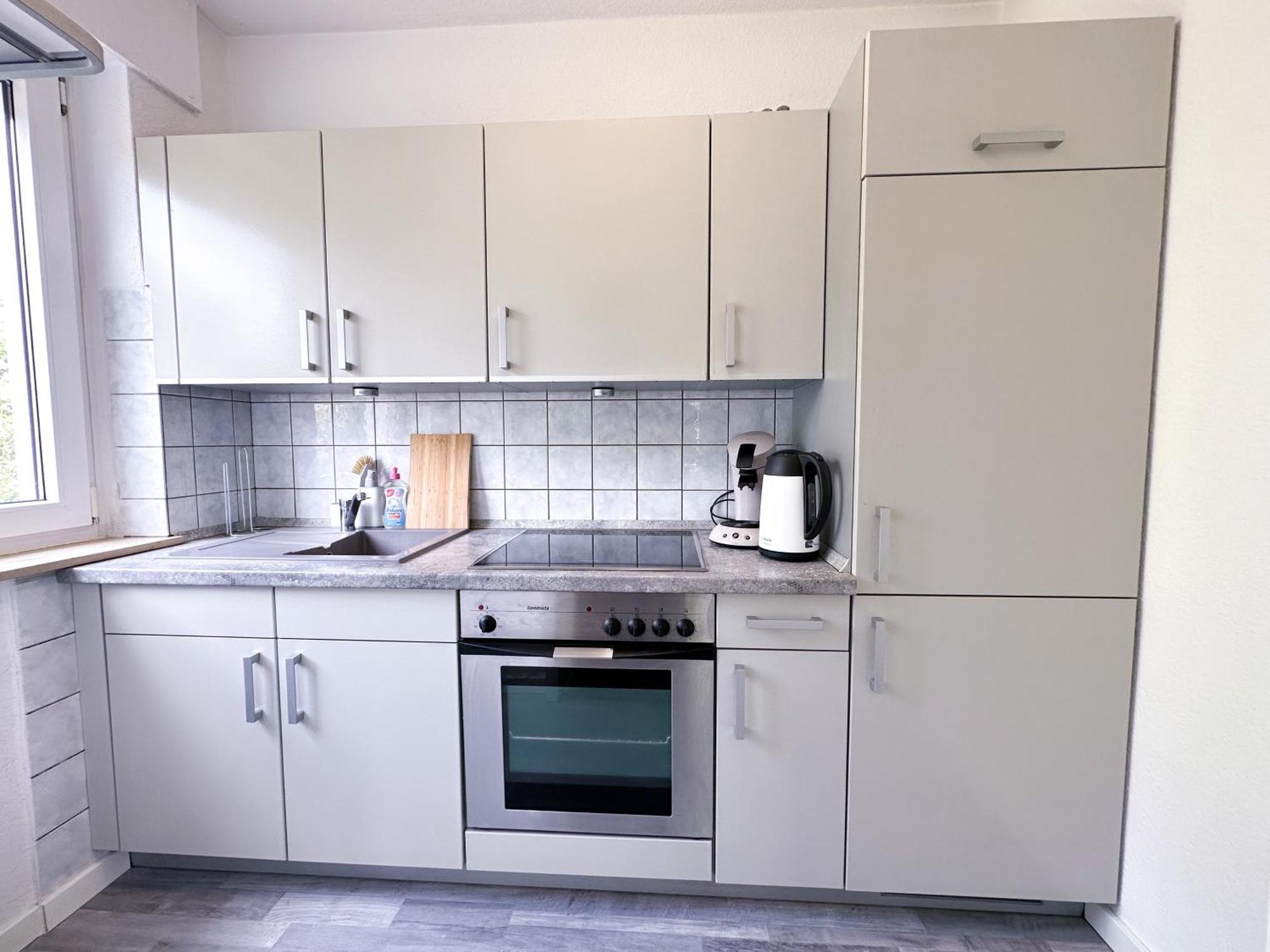 Stilvolles, frisch renoviertes 2Zi Apartment mit Küche und Balkon in Kliniknähe Bad Oeynhausen Exterior foto